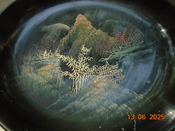 Kézzel festett egyedi japán lakk tálka magashegyi tájjal,pagodával