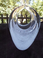 Karcagi fátyolüveg váza--kosár alakú 18,5 cm