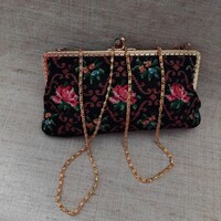 Retro gobelin táska aranyozott kapcsolóval hosszú aranyozott  mintás láncon
