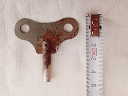 Felhúzó kulcs óra játék régi Ø5,8mm □3,8mm