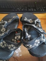 Teva túraszandál 41-es méretben