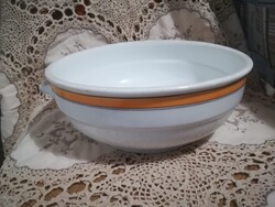 Vastag porcelán füles tál