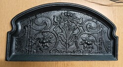 Kályha kandalló elé díszes öntöttvas öntvény parázsfogó szikrafogó előke előtét 43 x 23 cm
