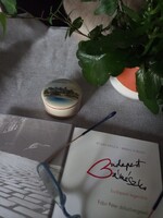 Budapest – Királyi vár bonbonier (kézzel festett, porcelán, 7×4 cm)