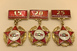 KGM 15, 20, 25 éves törzsgárda kitüntető jelvények