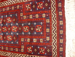 KÉZI PERZSASZŐNYEG  152x89cm