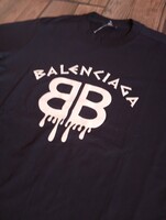 Balenciaga póló L -es méretben