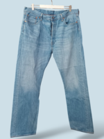 Levis 501 , méret: 40x32, egyenes szárú férfi világoskék farmer nadrág Hossza: 111 cm, derék: 107 cm