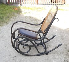 Thonet hintaszék