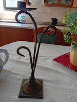 Kovácsoltvas gyertyatartó