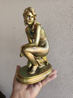 Zsolnay eozin mázas térdelő akt.1920 As évek.