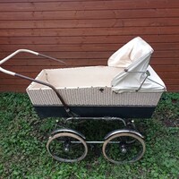 Retro babakocsi