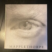 MAPPLETHORPE (Robert Mapplethorpe fotóalbum, 1992., angol nyelvű) 382 oldal, 33x30 cm, HIBÁTLAN!