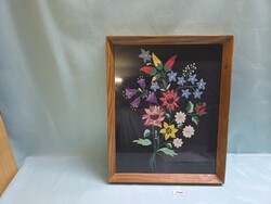 T2369 Hímzett virágok falidísz 42x34 cm