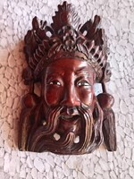 Antik ázsiai faragott maszk