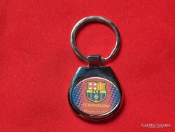 FC BARCELONA OVÁLIS FÉM KULCSTARTÓ