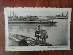 Mohácsi képeslap, Ruhamosó asszonyok a Dunán, 1939 fekete-fehér levelezőlap
