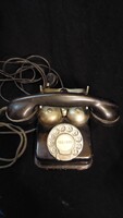 Régi, ritkább tárcsás bakelit telefon