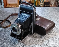 Adox Sport IIa Pronto-S fényképezőgép bőr táskával. 1950 körül