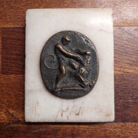Manno Miltiades bronz plakett márvány talpon (1932)