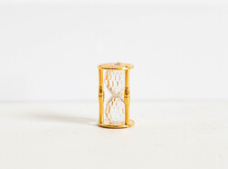 Vintage mini homokóra - jelzett Swarovski dísztárgy bababútor, babaházi kiegészítő, miniatűr, játék