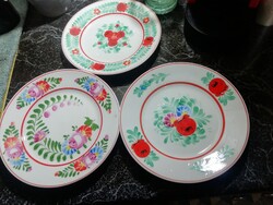 Hollóházi porcelán falitányérok