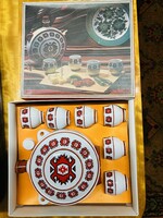 Porcelán italos készlet (kulacsom+6 pohár) dobozában