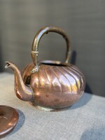 Réz kanna antik stílusban – ritkaság gyűjtőknek