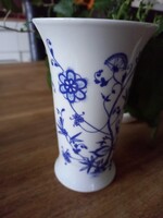 Klasszikus kék virágmintás ALKA váza – Német porcelán, hibátlan