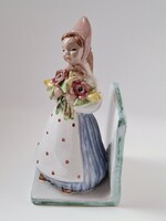 Ráhmer Mária kerámia virágárus kislány figura, szobor, könyvtámasz, 17,5cm