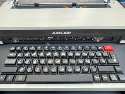TRIUMPH-ADLER elektro- mechanikus írógép