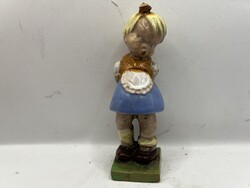 Régi Komlós kerámia figura, kislány. 6355