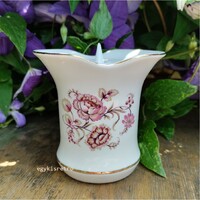 Aquincumi porcelán gyertyatartó