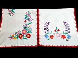 2 db Kalocsai és margaréta mintával hímzett terítő, futó 71 x 38 cm