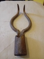 Antik kovácsolt répaszedő