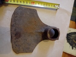 Antik,nehéz írtó kapa.MAV beütővel.