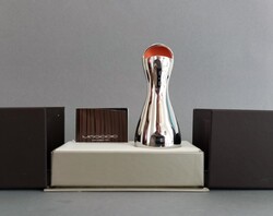 Karim Rashid organikus palack bontó Magppie 1990's - dobozában, új