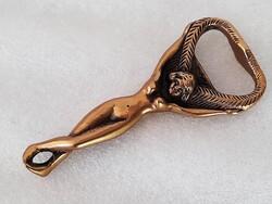 Retró pucér nős bronz sörnyitó