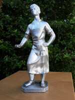 Retro nagy méretű szocreál munkás szobor, 27,5 cm
