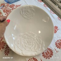 Fehér porcelán , nyomott rózsa mintás asztalközép kínáló  eladó!