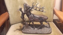 Bronz szobor  " Szarvas madárkával "  8.4 Kg   Nem postázom