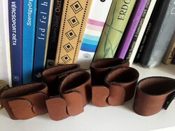 Skála Coop bőr szalvetagyűrűk