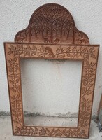 Vadászati - erdészeti témájú népi faragású keményfa képkeret- 35,5x46 cm.belső mérettel