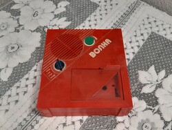 Full retro az első hordozható kazettás magnó