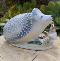 Zsolnay porcelán sün süni