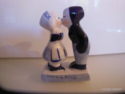 PORCELÁN - ALKUKÉPES - SZOBOR - 9 x 7 x 4 cm - KÉZI FESTÉS - HOLLAND -  HIBÁTLAN