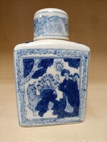 Kék-fehér kínai porcelán teatartó