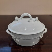 Fehér Herendi porcelán pörköltes, szószos kínáló tál fedővel