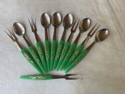 Retro kiskanalak és sütis villácskák