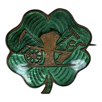 Régi zománcos kitűző, mezőgazdasággal kapcsolatos, sarló vagy kasza, gereblye, búzakéve, eke, kerék